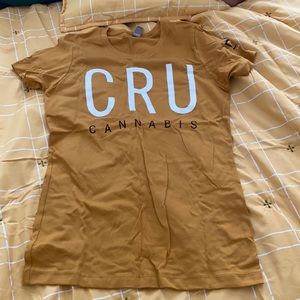 CRU cannabis shirt in mustard☀️🌱☀️ size XS